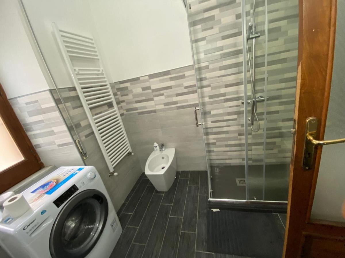 La Casa Di Gianfry Appartement Paola Buitenkant foto